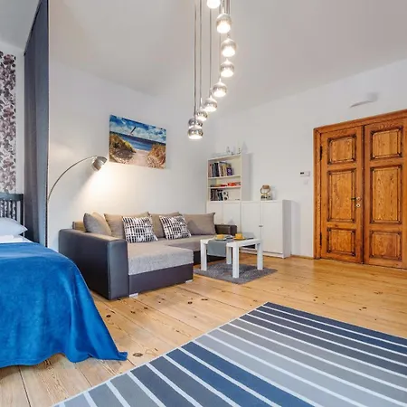 公寓 Obroncow Westerplatte 8, Sun & Snow 索波特