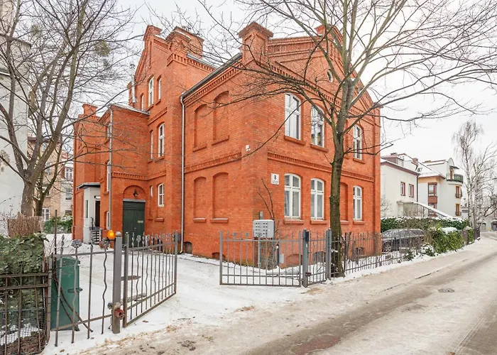 Апартаменты Obroncow Westerplatte 8, Sun & Snow Сопот